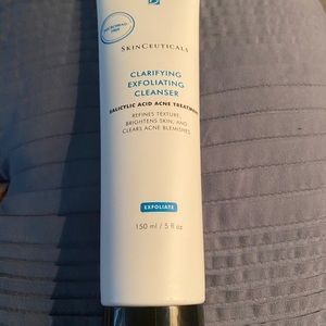 Clarifying Exfoliating Cleanser